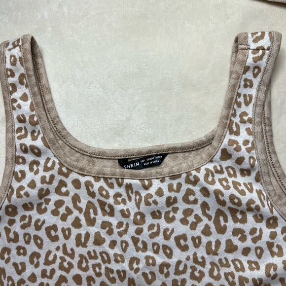 Shein Cheetah Print Crop Top - Picture 2 of 4